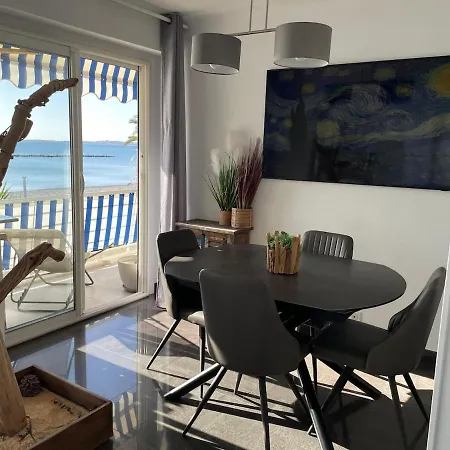 Apartment Pieds Dans L'eau Saint-Laurent-du-Var